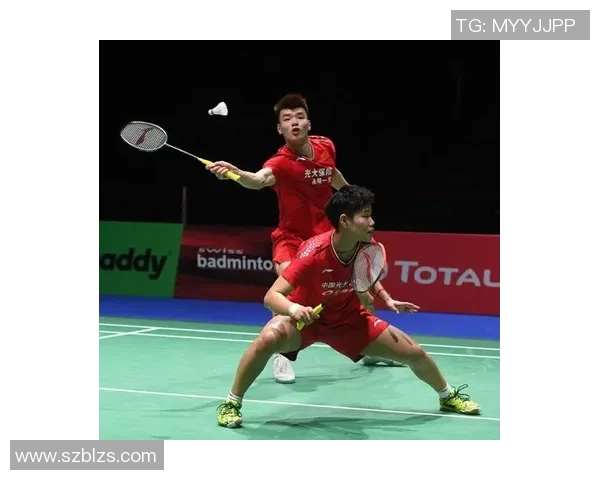 成都羽毛球队在城市联赛中的默契配合与战术分析 成都羽毛球队在城市联赛中的默契配合与战术分析