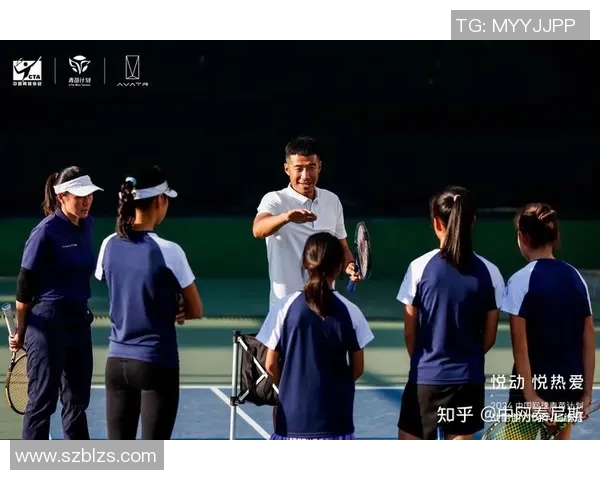上海网球队总决赛精彩配合解析团队默契与战术执行的完美结合 上海网球队总决赛精彩配合解析团队默契与战术执行的完美结合
