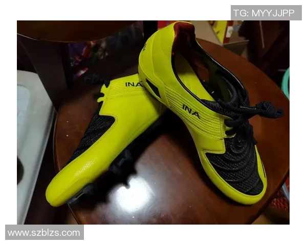 足球明星的鞋履风采与技术背后的故事探秘