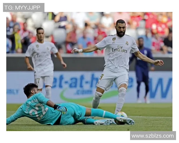 足球明星驾驶奥迪进行高强度训练的精彩视频分享